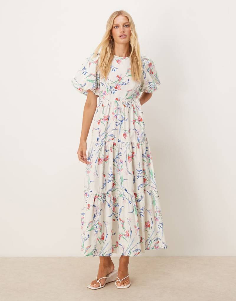 YAS - Geblümtes Midikleid in Cremeweiß mit Puffärmeln von YAS
