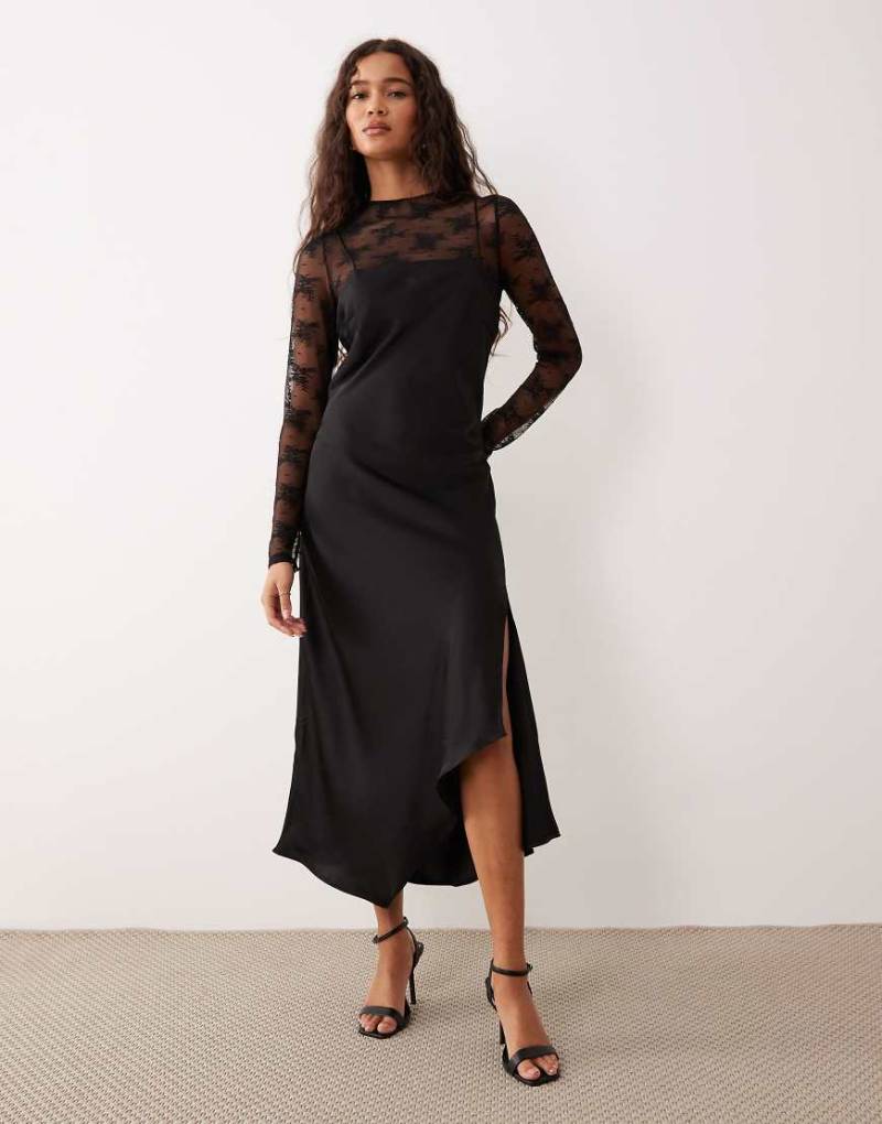 YAS - Hochgeschlossenes Spitzenoberteil und Satin-Trägerkleid in Schwarz im Hybrid-Design von YAS