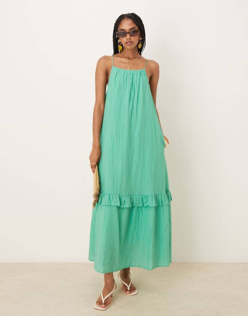 YAS - Hochwertiges Camisole-Maxikleid in Gummibonbon-Grün mit Knitterstruktur von YAS