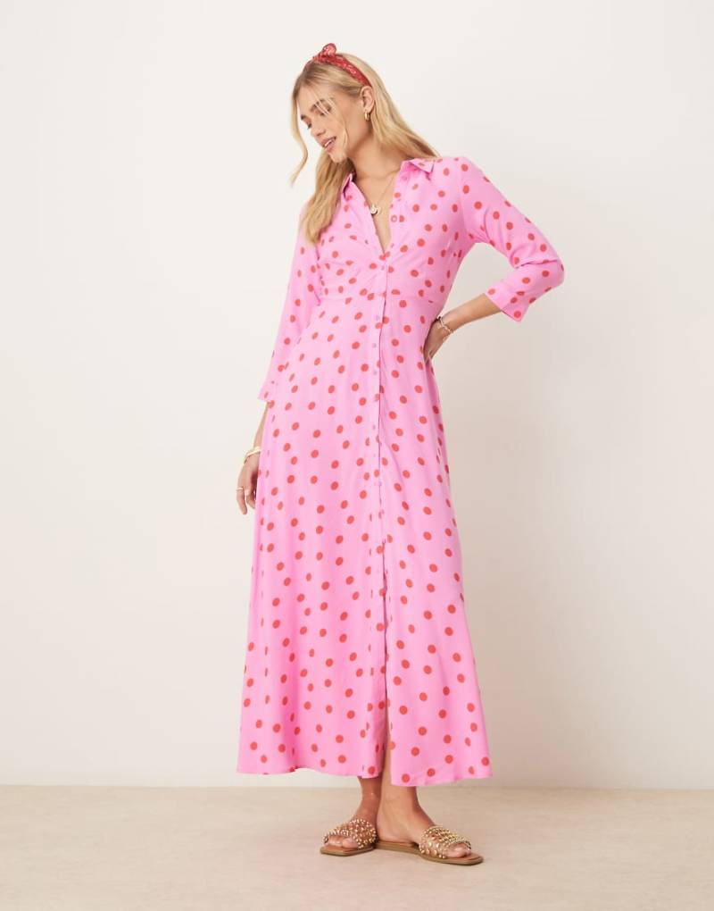 YAS - Maxi-Hemdblusenkleid in Rosa mit roten Punkten von YAS