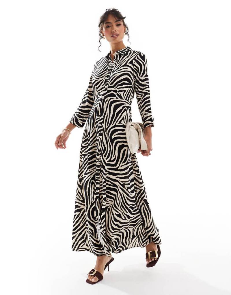 YAS - Maxi-Hemdblusenkleid mit Zebramuster-Bunt von YAS