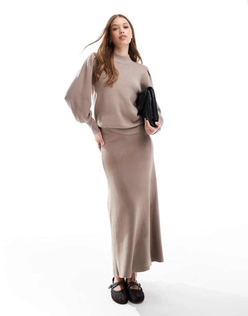 YAS - Maxi-Strickrock in Pilzbraun, Kombiteil-Neutral von YAS