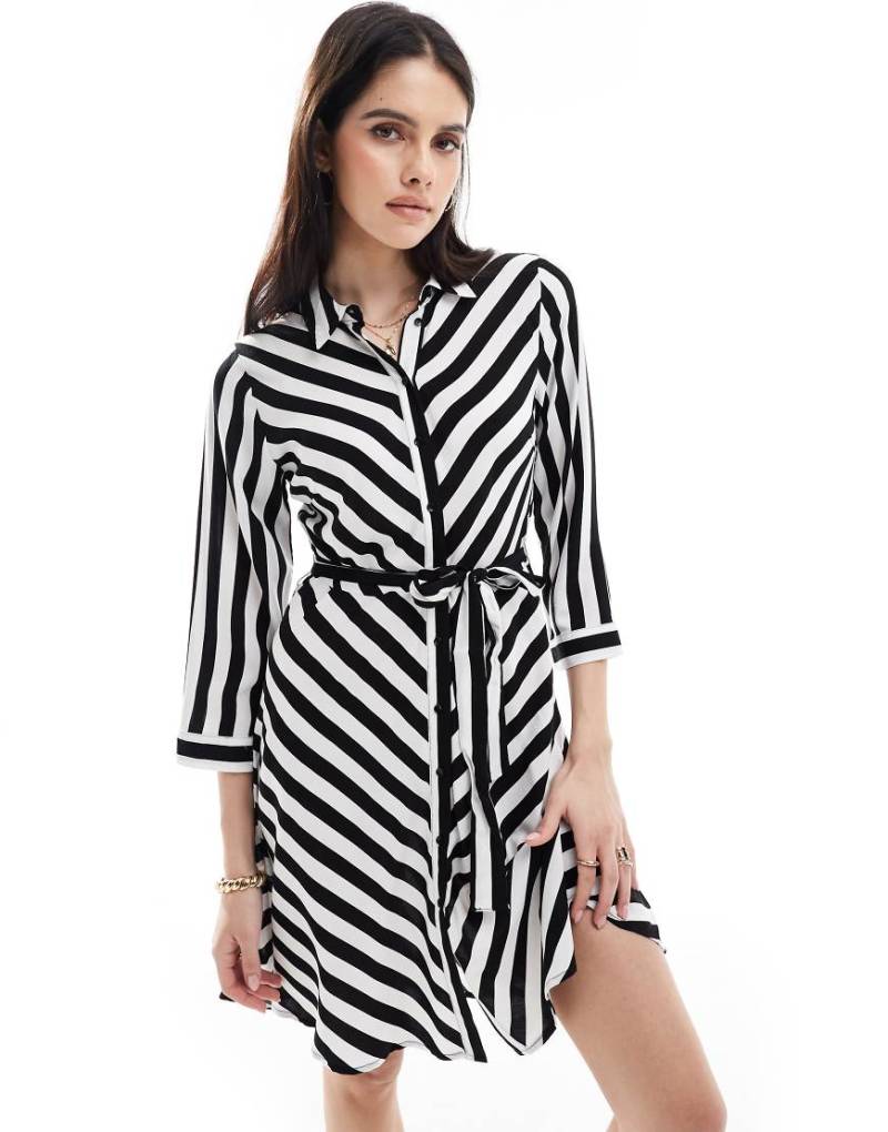 YAS - Mini-Hemdblusenkleid mit plakativem Streifenmuster-Schwarz von YAS