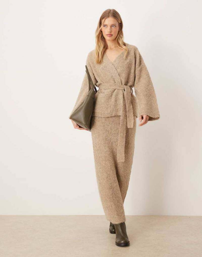 YAS - Premium - Strukturierter Strick-Maxirock in meliertem Taupe, Kombiteil-Grau von YAS