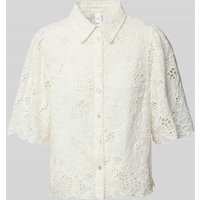 YAS Regular Fit Bluse mit Lochstickerei Modell 'SAGGA' in Weiss, Größe 38 von YAS