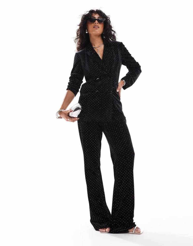 YAS - Samthose in Schwarz mit Strassbesatz und hohem Bund, Kombiteil YAS - Samthose in Schwarz mit Strassbesatz und hohem Bund, Kombiteil von YAS