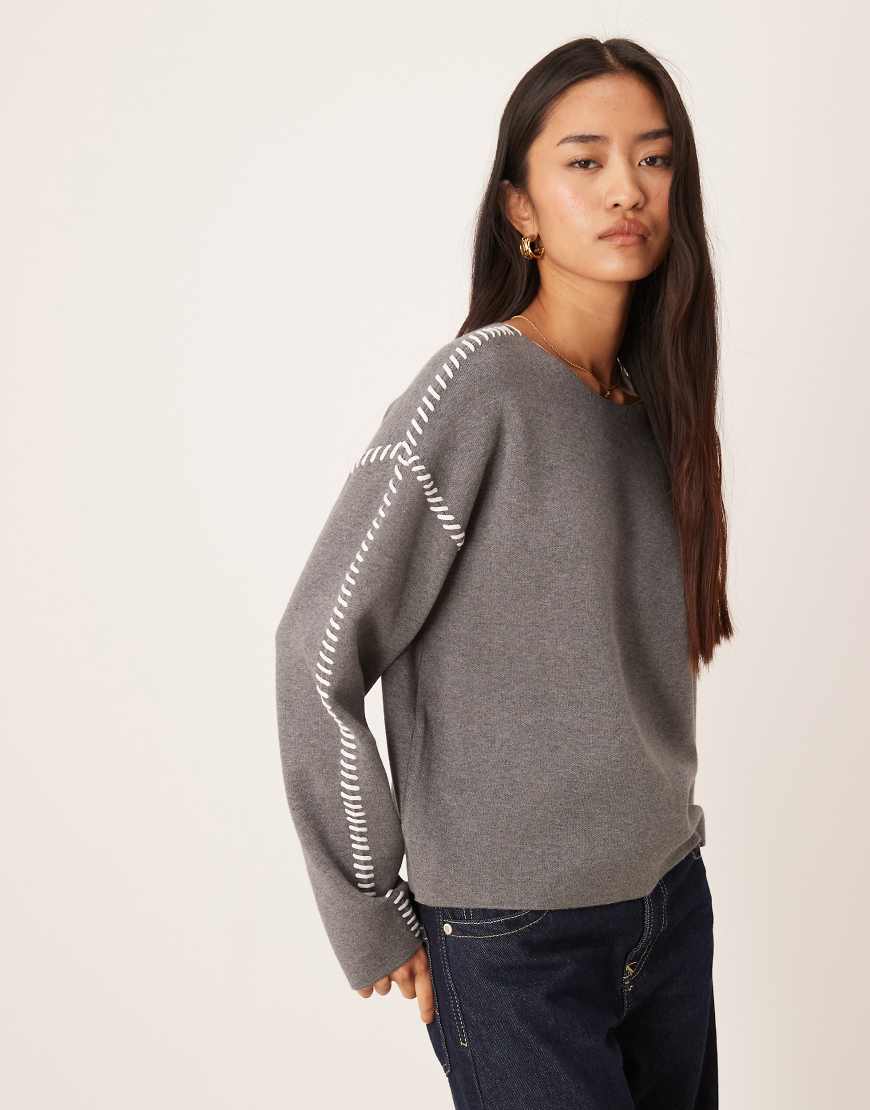 YAS - Strickpullover in Grau mit Kontrastnähten von YAS