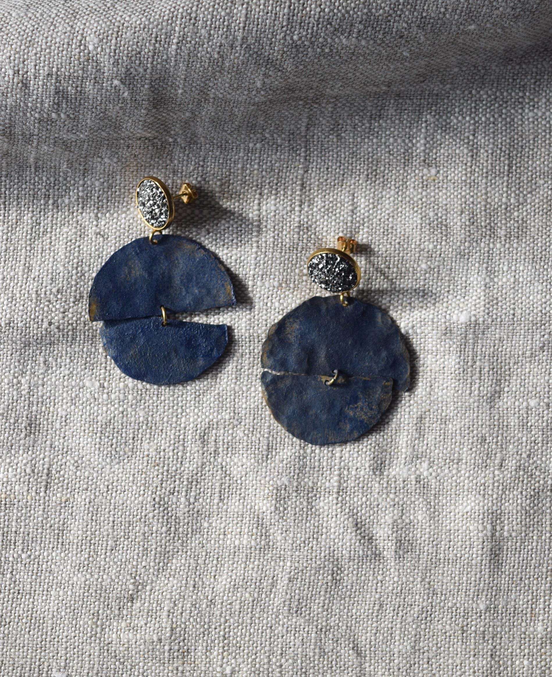 Full Moon25.1 Handfertige Ohrringe |Handgehämmert | Handgemalt Wasserfest Hypoallergisch Berlin Full Moon25.1 Handfertige Ohrringe |Handgehämmert | Handgemalt Wasserfest Hypoallergisch Berlin von YATORA