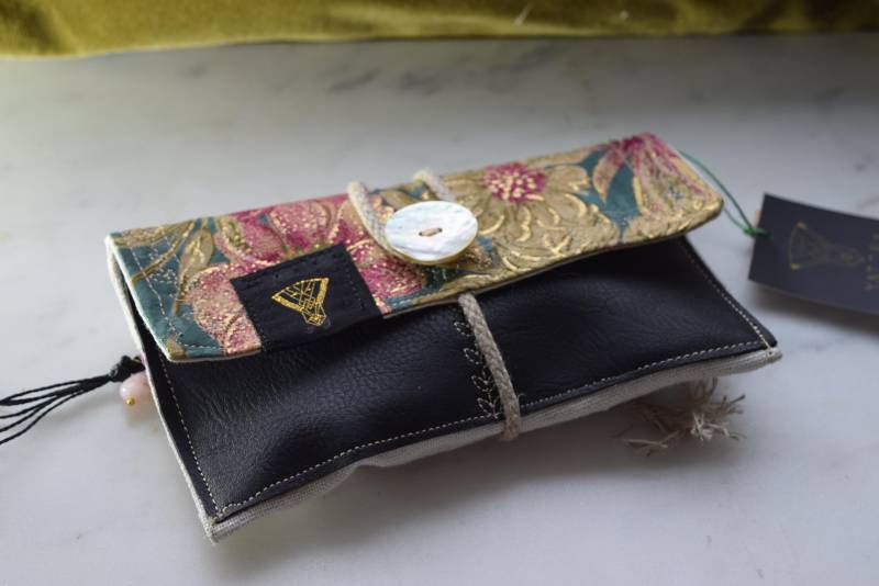 Golden Leaves 25 Tabaktasche Drehertasche | Tabakbeutel Portemonnaie |Kunstleder Handgemacht von YATORA