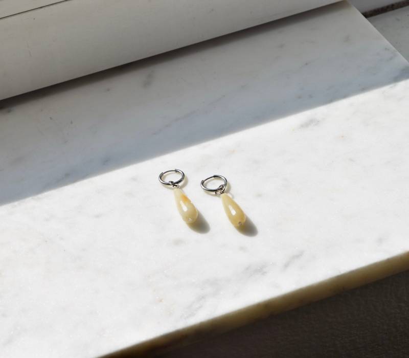 Regentropfen 24 Handgefertigte Ohrringe |Quarzsteine | Wasserfest Hypoallergen Berlin Regentropfen 24 Handgefertigte Ohrringe |Quarzsteine | Wasserfest Hypoallergen Berlin von YATORA