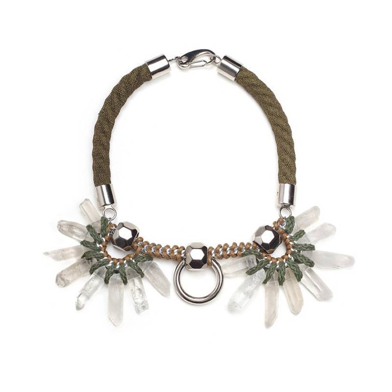 Nenuphar Quarz-Kristalle in Einer Übergroßen Satinhandschuhe Halskette. Olivgrün Und Senf. Statement-Kette. Statement-Schmuck. Fett Markiert. Maxi von YAYOIjewelry