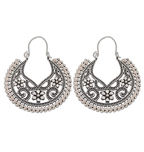 YAZILIND Übertrieben Hohl Geschnitzte Ohrringe Retro Gewebter Blumenkorb U-Förmiger Anhänger Drop Dangle Creolen (Weiß) von YAZILIND