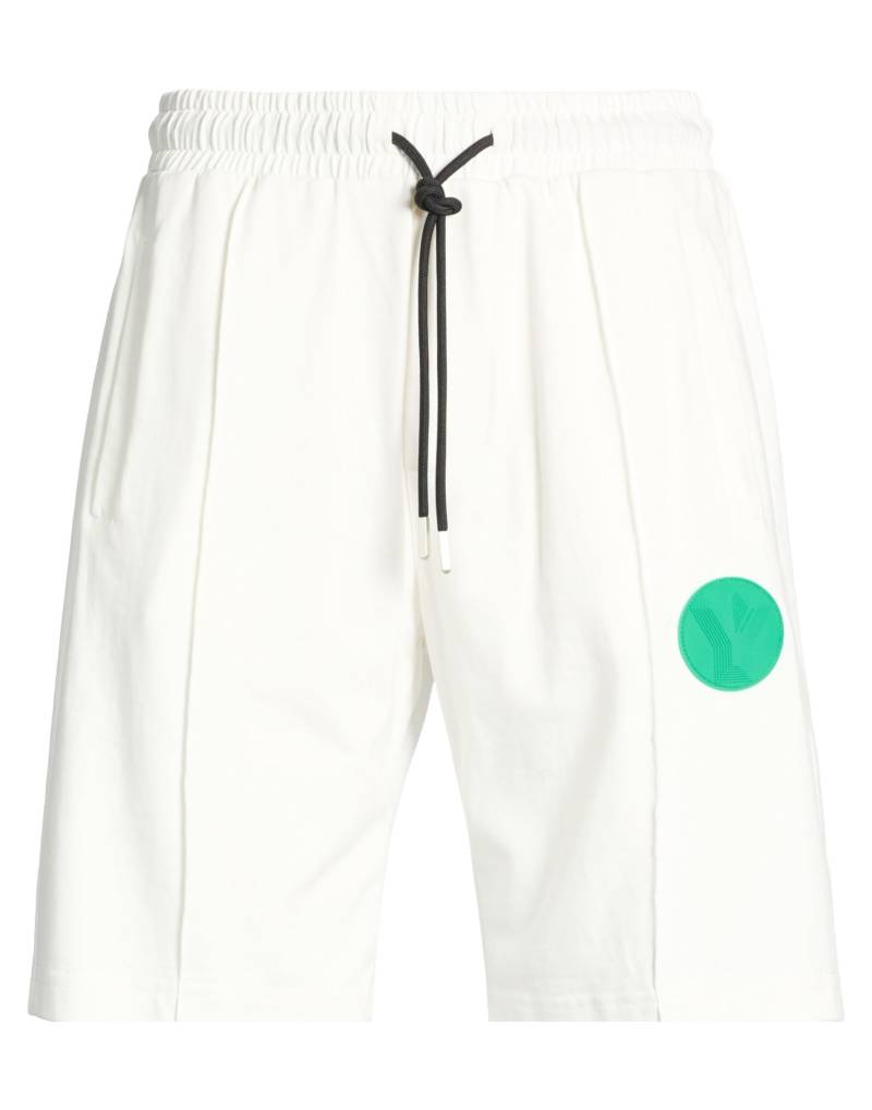 YES LONDON Shorts & Bermudashorts Herren Weiß von YES LONDON