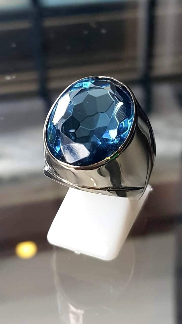 Bezaubernder Blauer Zirkon in Handgemachter 925 Sterling Silber Ring Für Männer von YGemznJewelry