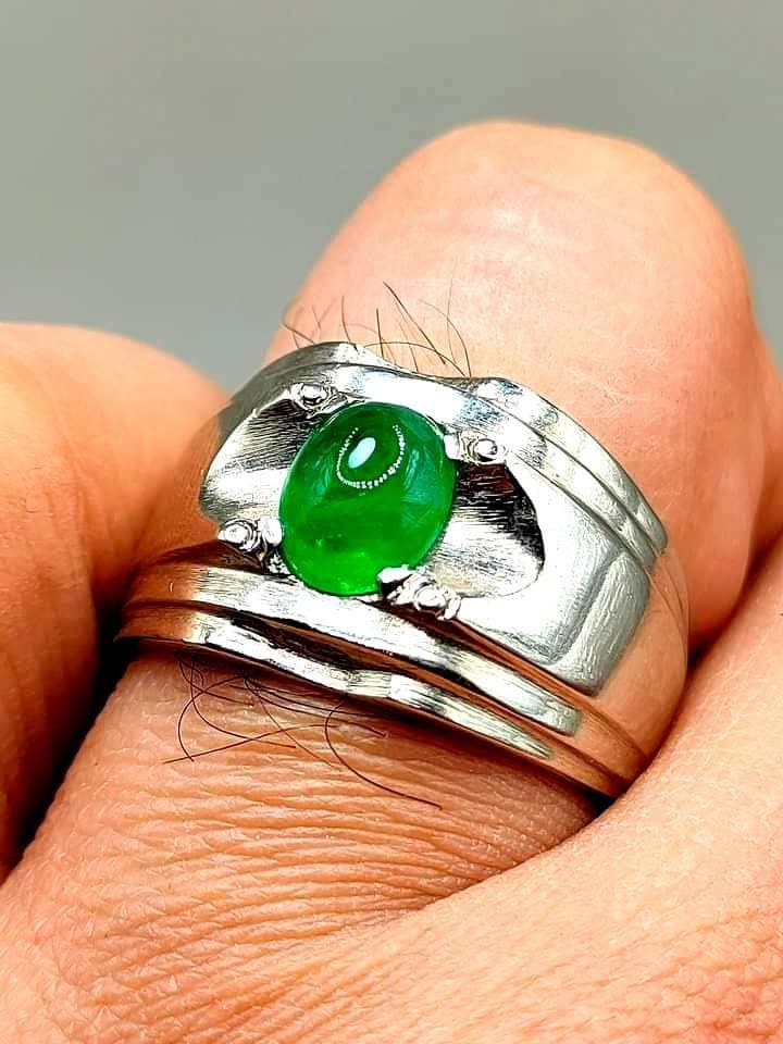 Sehr Sauberer Natürlicher Smaragd Ring, Zamurd Edelstein 925 Sterling Silber Ring Für Männer von YGemznJewelry