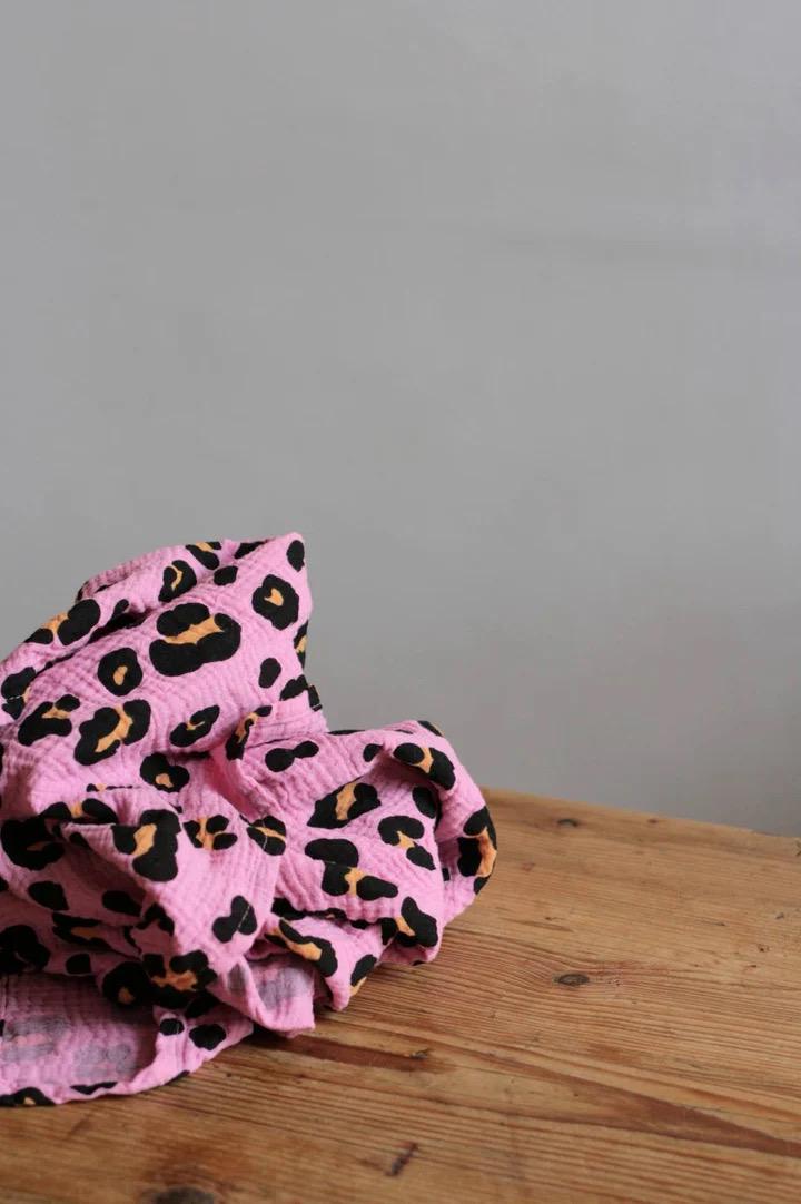 Musselintuch Leo von YHMAS