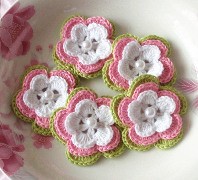 5 Häkelblumen Mit Perlen in Weiß, Rosa, Grün Yh-032-13 5 Häkelblumen Mit Perlen in Weiß, Rosa, Grün Yh-032-13 von YHcrochet