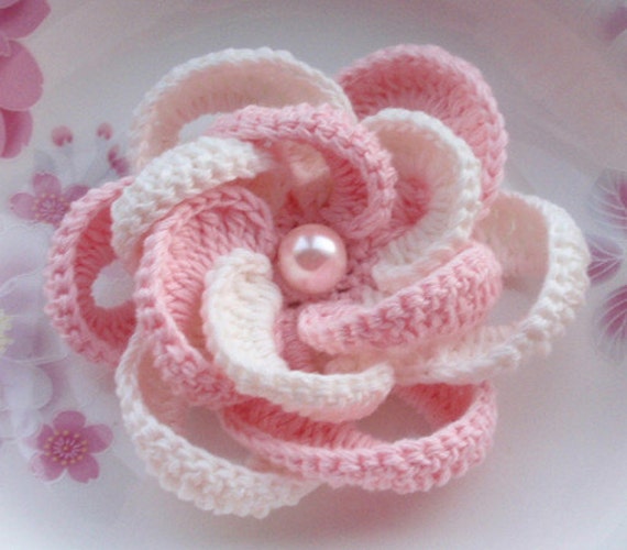 Größere Häkelblume Mit Perle in 4 Zoll Yh-020-05 Größere Häkelblume Mit Perle in 4 Zoll Yh-020-05 von YHcrochet