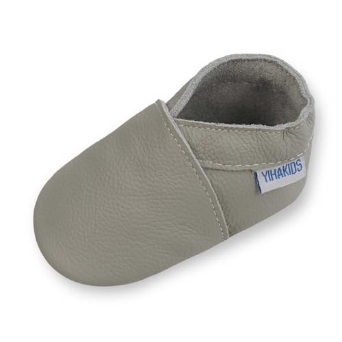 YIHAKIDS Krabbelschuhe Baby Lauflernschuhe Jungen Mädchen Weicher Leder Lederschuhe mit Wildledersohlen Kleinkind Rutschfeste Babyschuhe Hausschuhe (Size XL, Graugrün, 18-24 Monate, 24-25 EU) von YIHAKIDS