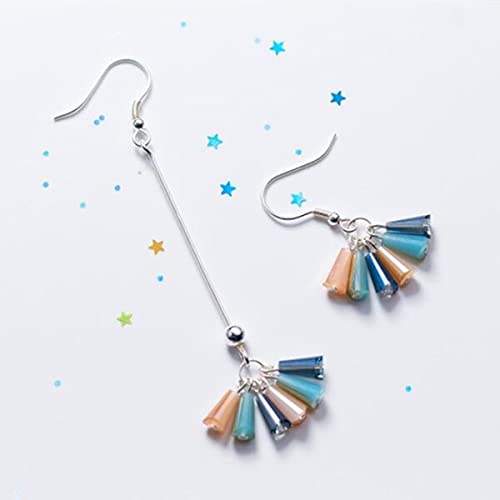 Modeschmuck Ladies süßes Design Asymmetrischer Farbton Quasten-Anhänger Ohrringe Frauen 925 Silberanhänger Schmuck High-End-Ohrringe (Silber 1 Par) von YIHANSS