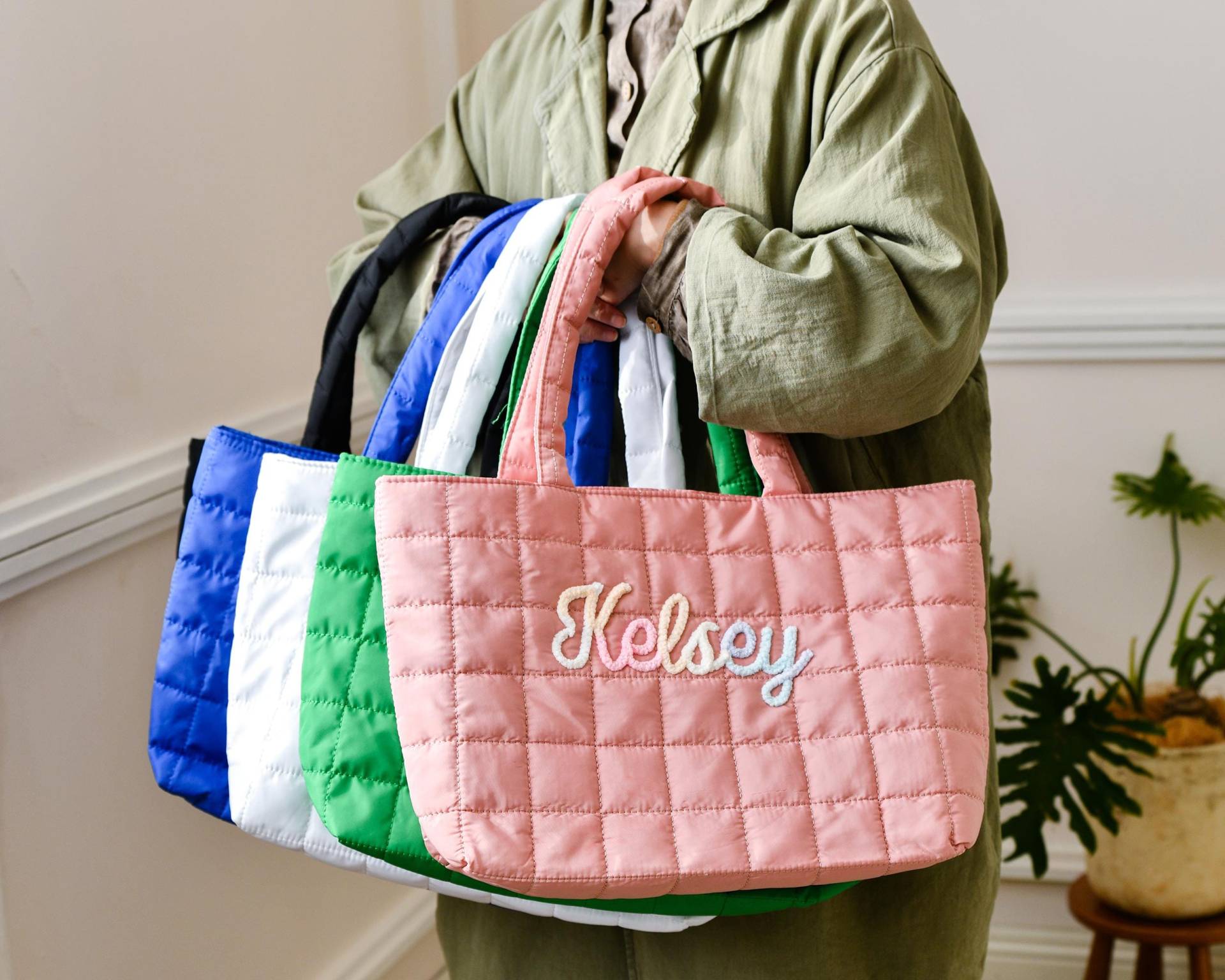 Personalisierte Flauschige Schultertasche von YIWIParty