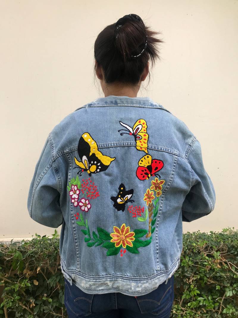 Jeansjacke, Damen Handbestickte Baumwolle Bestickte Denim-Oberbekleidung, Handbestickter Denim, Boho von YJApparel