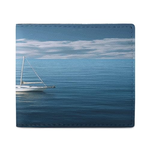 YJWANDL PU Leder Geldbörse Weiß Boot auf blauem Meer Druck Geldbörse mit mehreren Steckplätzen Bifold Wallet Reise Brieftasche Moderne Brieftasche Elegante Brieftasche Stil One Size Minimalistisch, von YJWANDL