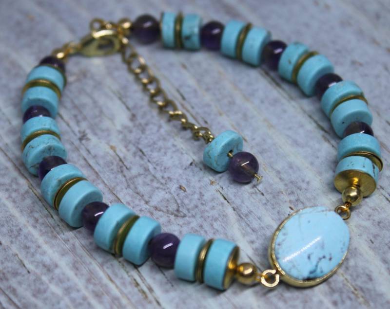 Edelstein Howlith, Amethyst Perlen Armband. Türkis-Armband. Geschenk Für Sie. Nickel Frei Edelstein-Armband. Boho Armband Edelstein Howlith, Amethyst Perlen Armband. Türkis-Armband. Geschenk Für Sie. Nickel Frei Edelstein-Armband. Boho Armband von YKartStudio
