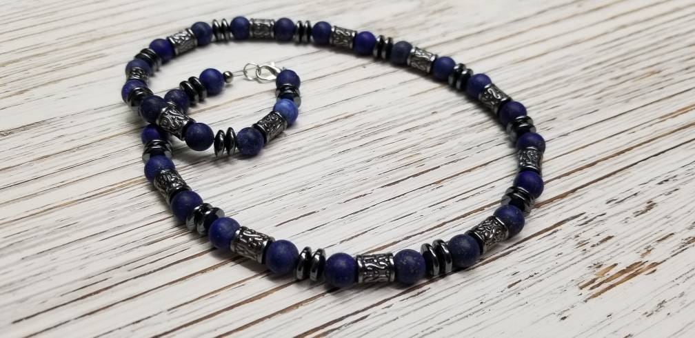 Matte Lapis Lazyli, Hematite, Und Gunmetal Spacer Perlen Herren Kette. Die Kette Der Blauen Männer. Bleibe Halskette. Nickel Kostenlos. Geschenk Matte Lapis Lazyli, Hematite, Und Gunmetal Spacer Perlen Herren Kette. Die Kette Der Blauen Männer. Bleibe Halskette. Nickel Kostenlos. Geschenk von YKartStudio