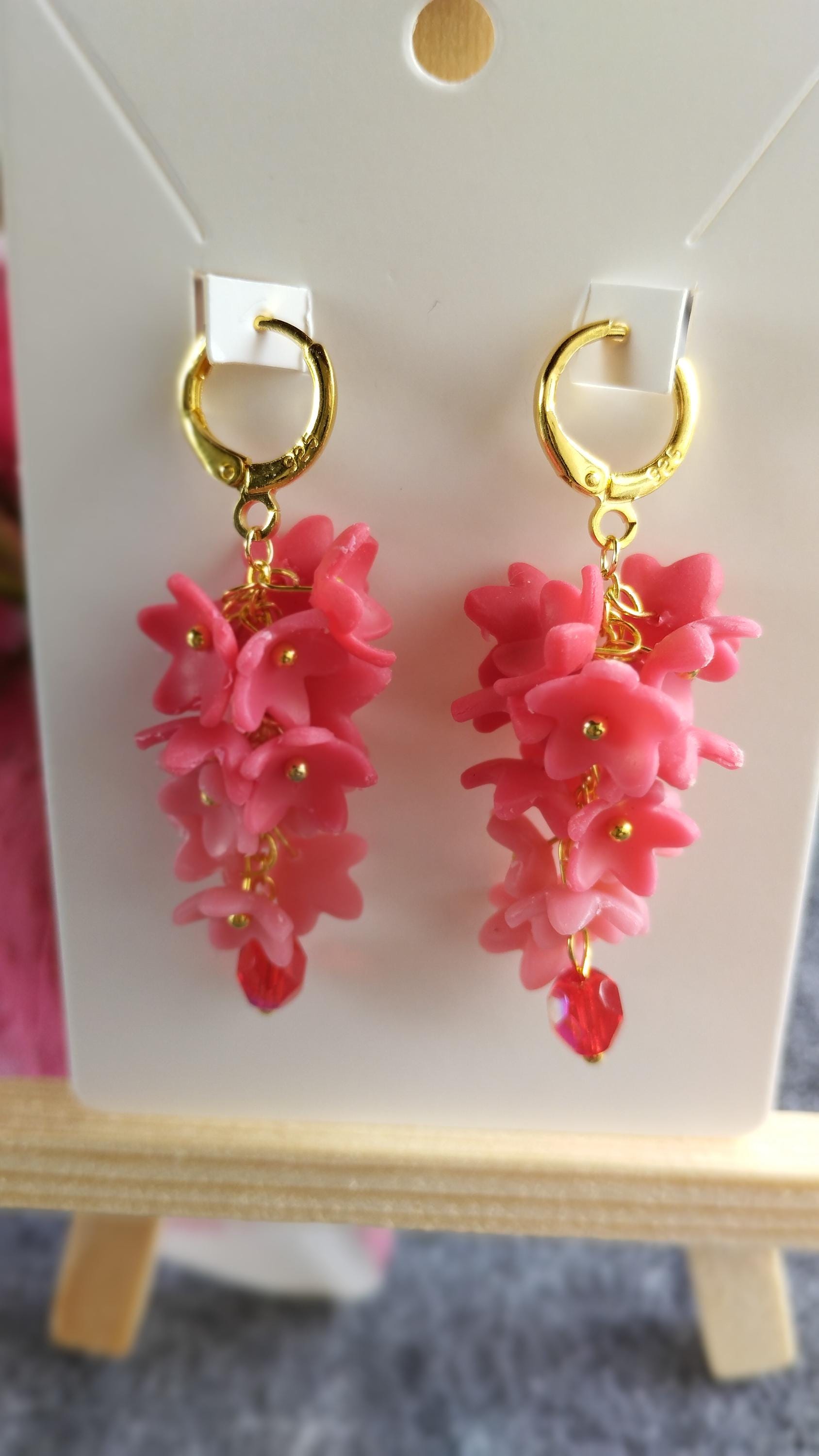Handgemachte Blumen Statement Ohrringe // Geschenk Fimo Leichte Ton Rosa Rot Gold Brautschmuck Handgemachte Blumen Statement Ohrringe // Geschenk Fimo Leichte Ton Rosa Rot Gold Brautschmuck von YLuxHandmade