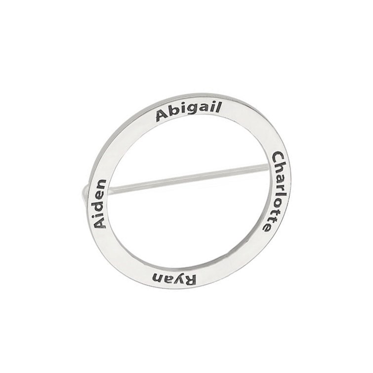 Bis Zu 4 Namens-Brosche - 3 cm Bis Zoll Beliebige Namen Silber Kreis Brosche in 925 Sterling Bestes Geschenk Für Mütter Nickelfrei von YMCpersonalization