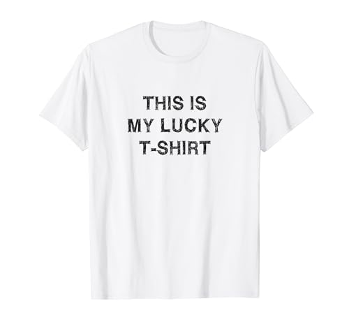 This is my lucky t-shirt sarkasmus geschenk lustiger spruch männer frauen T-Shirt von YO!