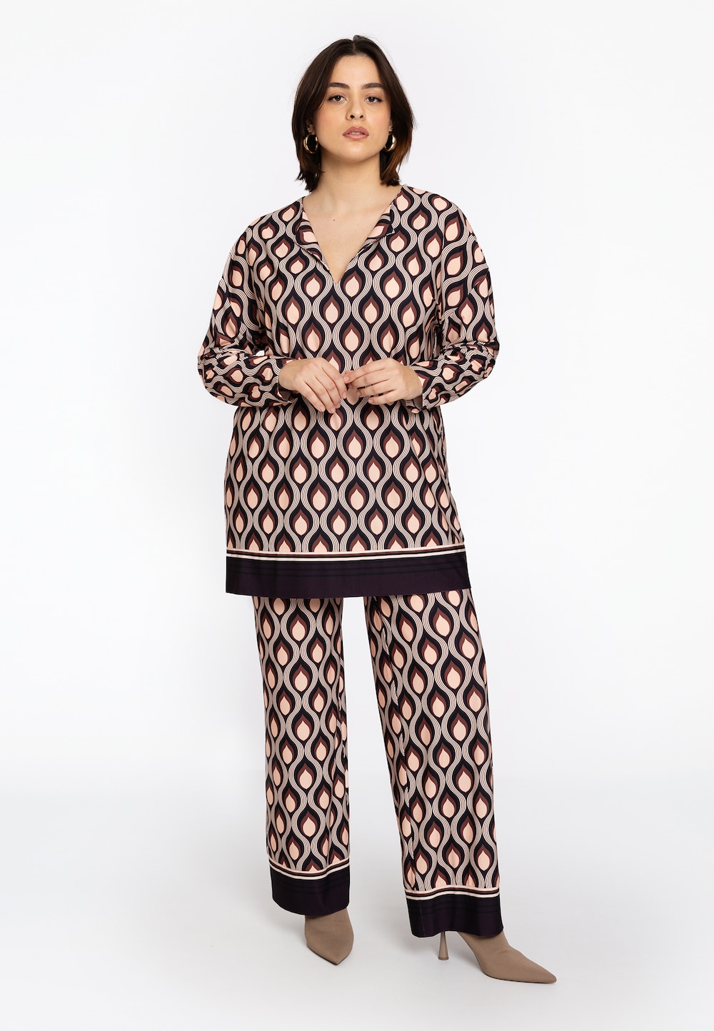 Große Größen Hose mit einem elastischen Bund, Damen, lila, Größe: 46/48, Polyester, Happy Size DE Women von YOEK