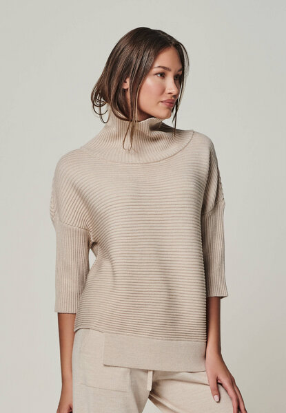 YOU LOOK PERFECT 100% Merino asymmetrischer Rollkragen-Strickpullover "Bailey" von YOU LOOK PERFECT