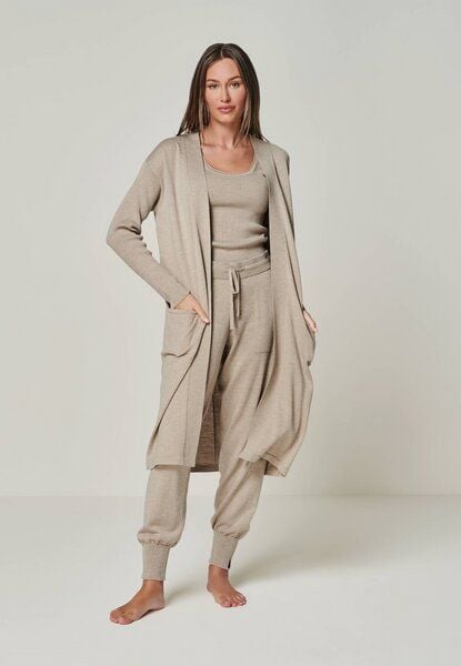 YOU LOOK PERFECT Merino Loungewear Set "Cardigan Blossom & Top Blossom & Hose Bella" von YOU LOOK PERFECT