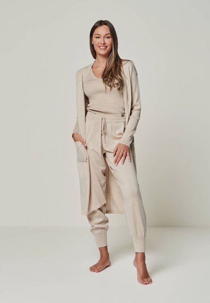 YOU LOOK PERFECT Merino Loungewear Set "Cardigan Blossom & Top Blossom & Hose Bella" von YOU LOOK PERFECT