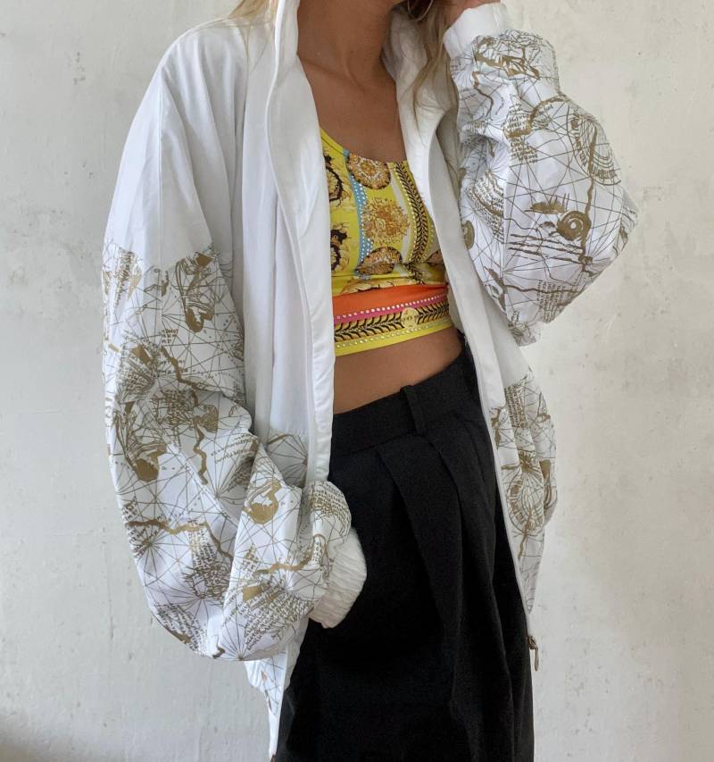 Coole Vintage Trainingsjacke in Weiß Mit Goldfarbiges Muster 80Er 90Er Jahre Rave von YOUandEL