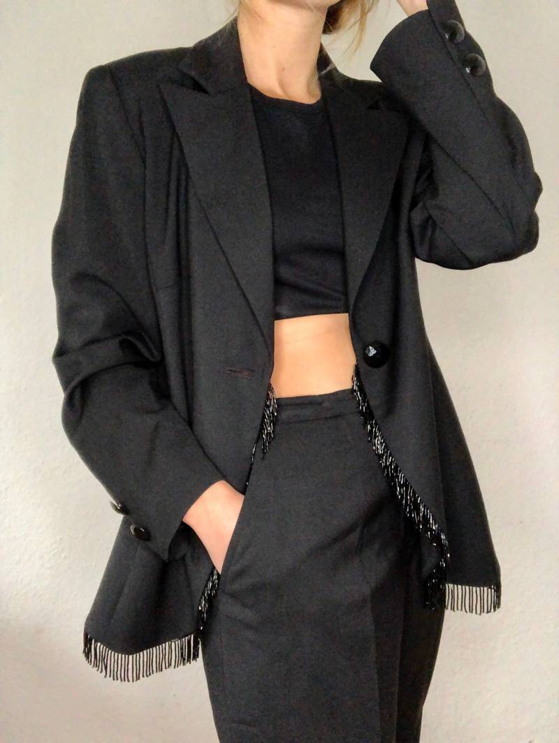 Exklusiv Schöner Vintage Hosen Anzug in Schwarz Mit Perlen Von Prestige von YOUandEL