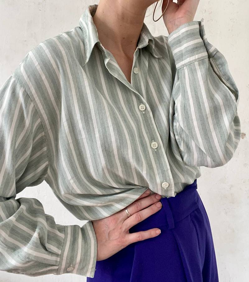 Schöne Vintage Bluse Langärmelig Grün Weiss Gestreift 90Er 2000Er von YOUandEL