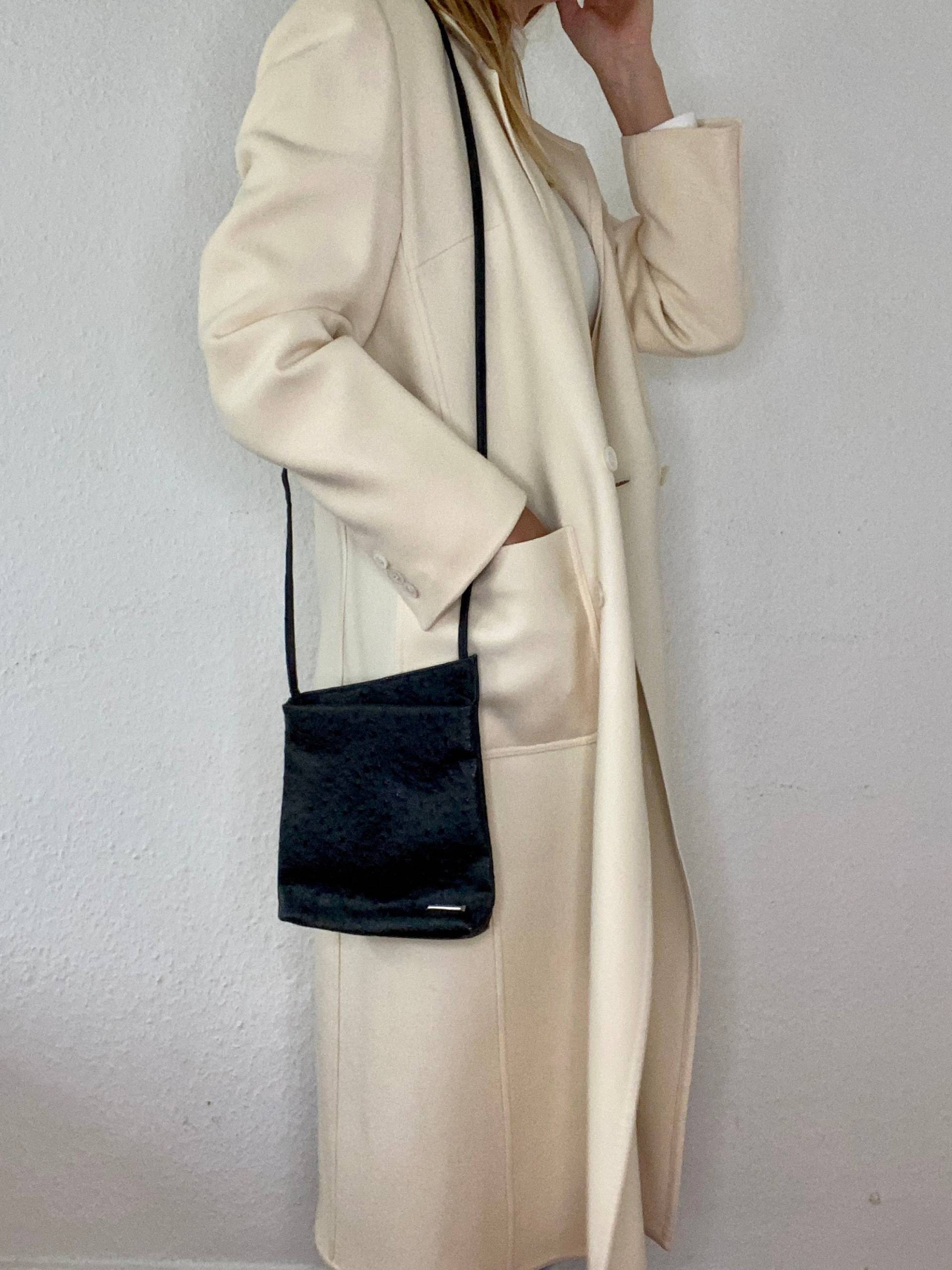 Schöne Vintage Handtasche Von Bulaggi in Schwarz von YOUandEL