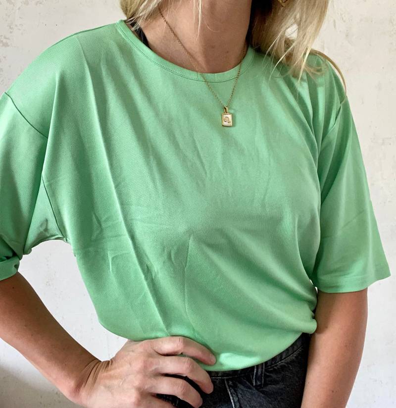 Schönes Vintage T-Shirt Neuwertig in Grün Aus Seide Peter Hahn 2000Er Jahre von YOUandEL