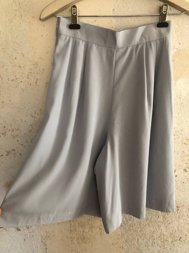 Vintage Highwaist Shorts Sommerhose Kurze Hose in Hellblau 70Er Jahre Handgemacht von YOUandEL