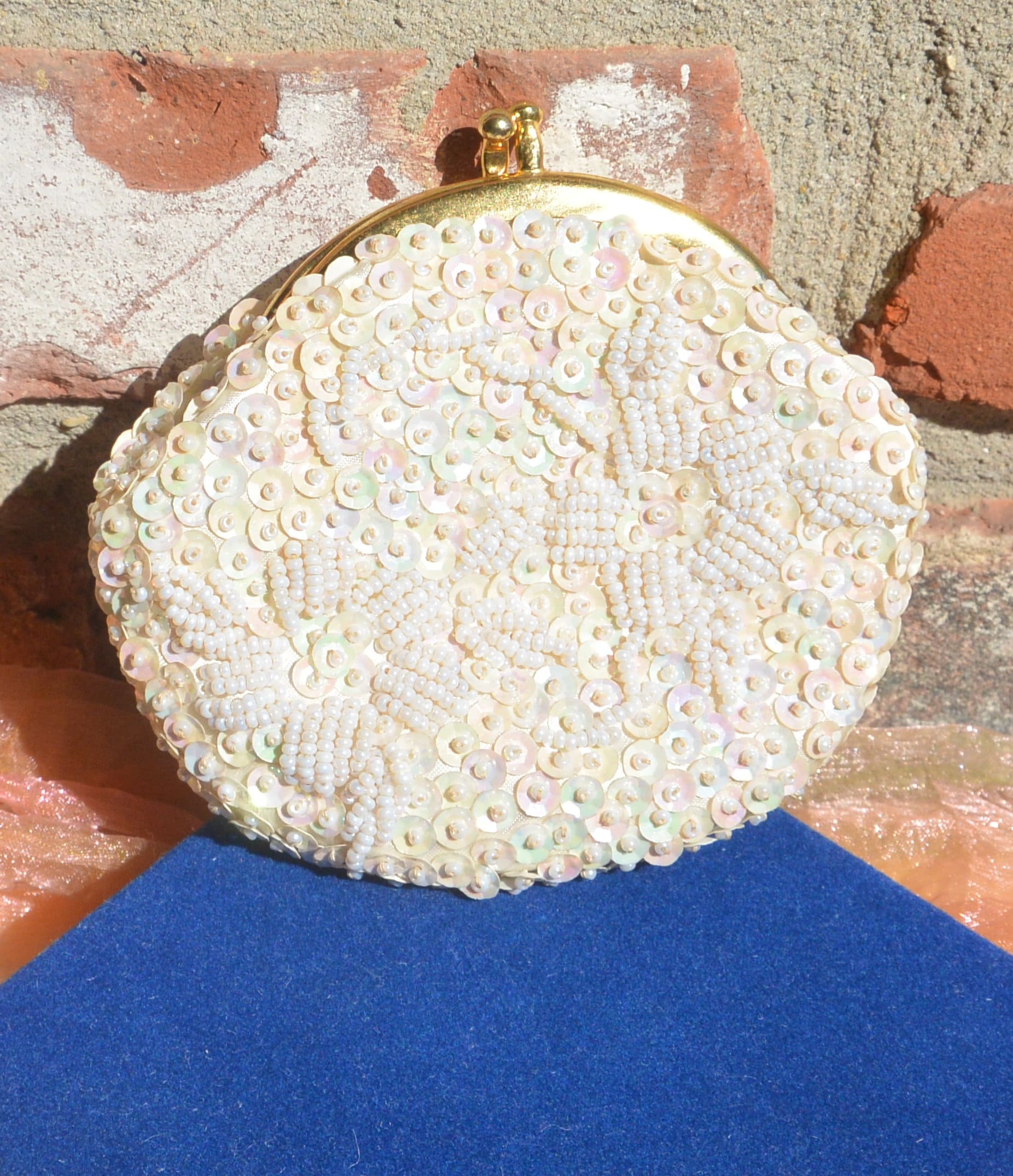 Verkauf Hong Kong Perlen Clutch - Kong, Weiße Pailletten & Perlen, Braut/Andere, Tolles Geschenk Vintage Selten, Fabelhaft von YPSA