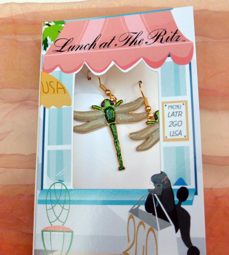 Vintage Lunch At The Ritz Libellenohrringe Irisierender Signierter Schmuck Aus Den Usa Vintage Lunch At The Ritz Libellenohrringe Irisierender Signierter Schmuck Aus Den Usa von YPSA