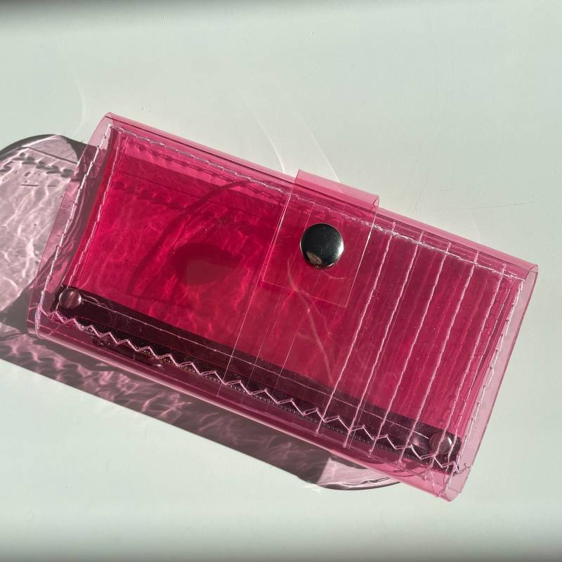 Beerenrosa Vinyl Geldbörse Y2K Candycore Kartenhalter von YPSILONBAGS