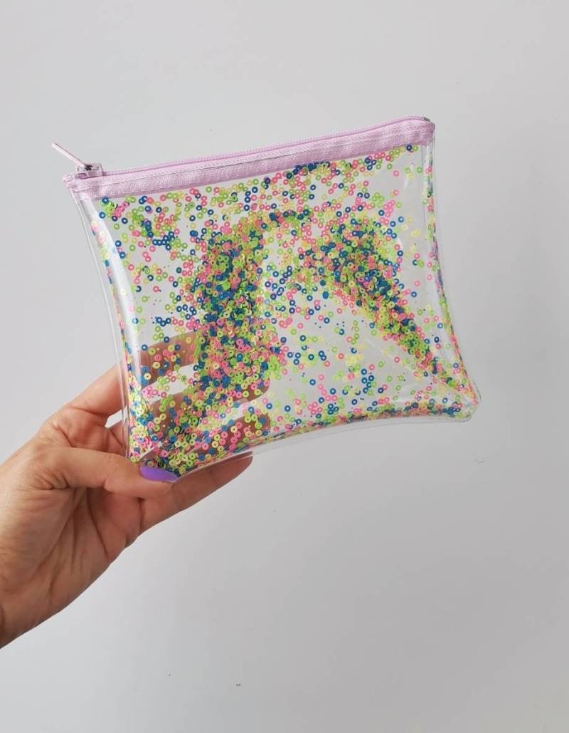 Pastell Konfetti Vinyl Beutel - Handgefertigte Rosa Reißverschlusstasche Mit Klarsichthülle Und Bunten Kreisen, Einzigartige Kosmetiktasche Oder von YPSILONBAGS