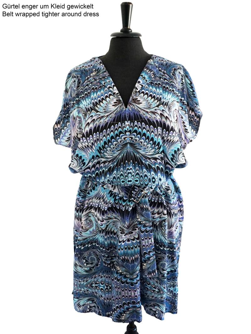 Art-Déco Kleid Mit Gürtel Marmoriert Blau Türkis Schwarz von YSTEER