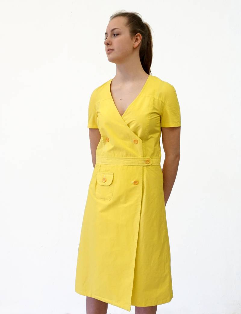 Doppelreihiges Kimono Kleid in Verschiedenen Farben von YSTEER