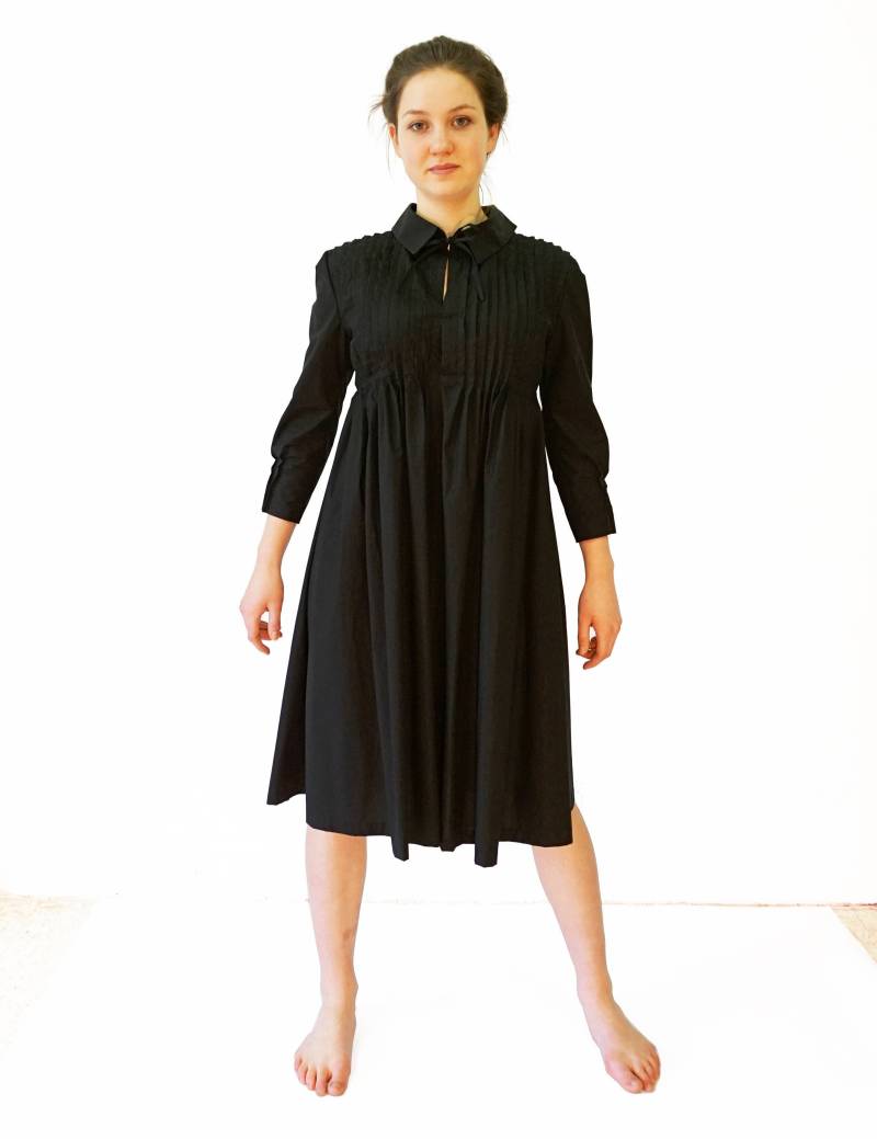 Empire Faltenkleid Mit Hoher Taille in Verschiedenen Farben von YSTEER