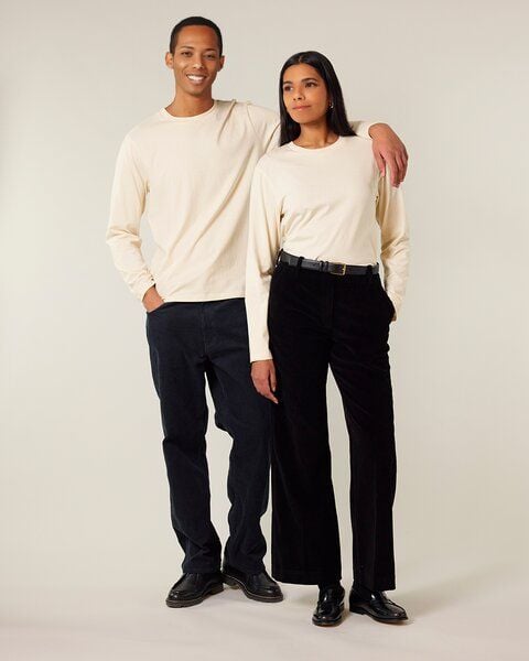 YTWOO Basic Unisex Langarmshirt aus 100% Biobaumwolle von YTWOO